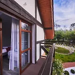 Apartmanhotel Dworek Bukowy Park