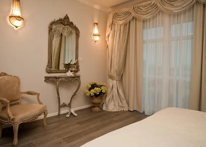 Dworek Bukowy Park Aparthotel 3*