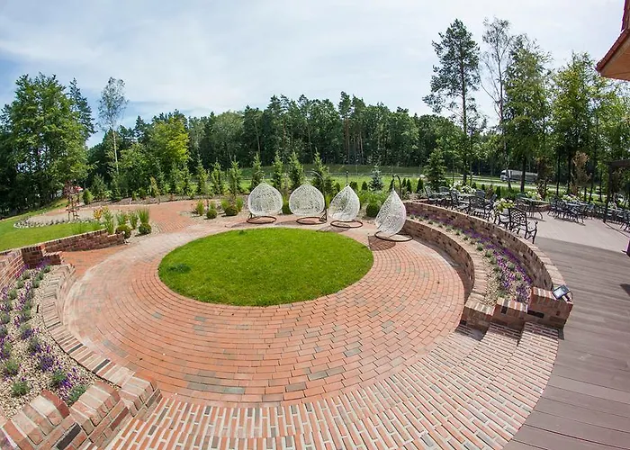 Dworek Bukowy Park Aparthotel 3*