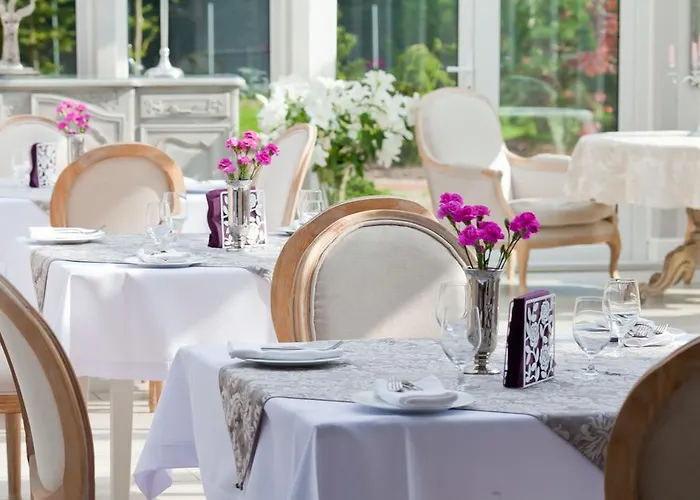 Apart-hotel Dworek Bukowy Park Estetino